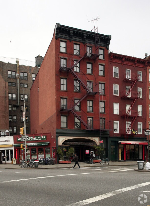 Primary Photo - 289 Bleecker St