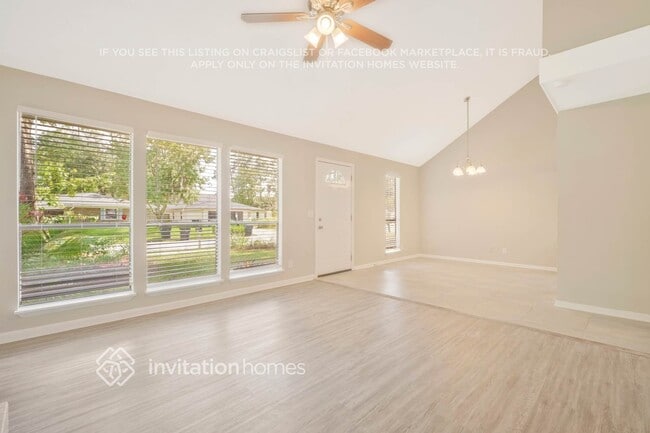 Building Photo - 3691 Ballestero Dr S