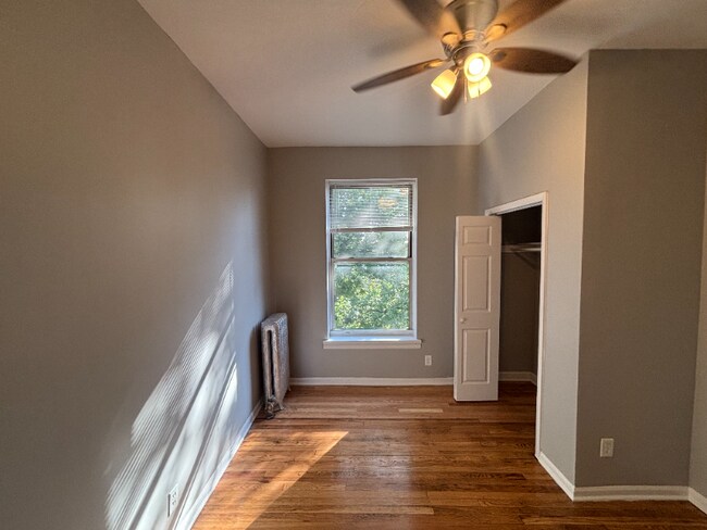 Foto del edificio - 634-636 E 44th St