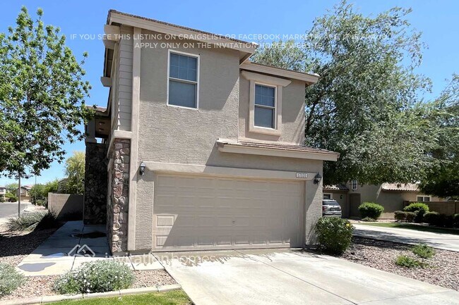 Building Photo - 17131 W Tara Ln