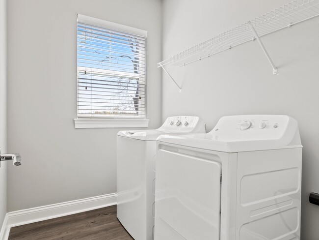 Full Size Washer and Dryer Included - Sunrise on the Monon