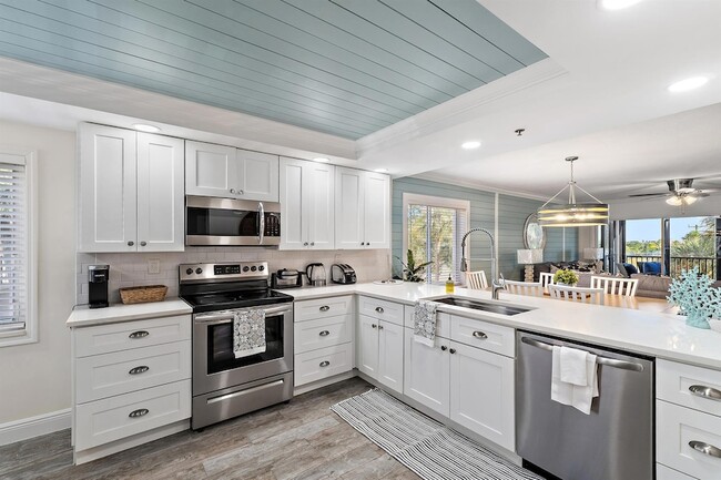 Photo - 275 Palm Ave Apartment