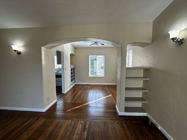 Foto del edificio - 2215 Carroll St