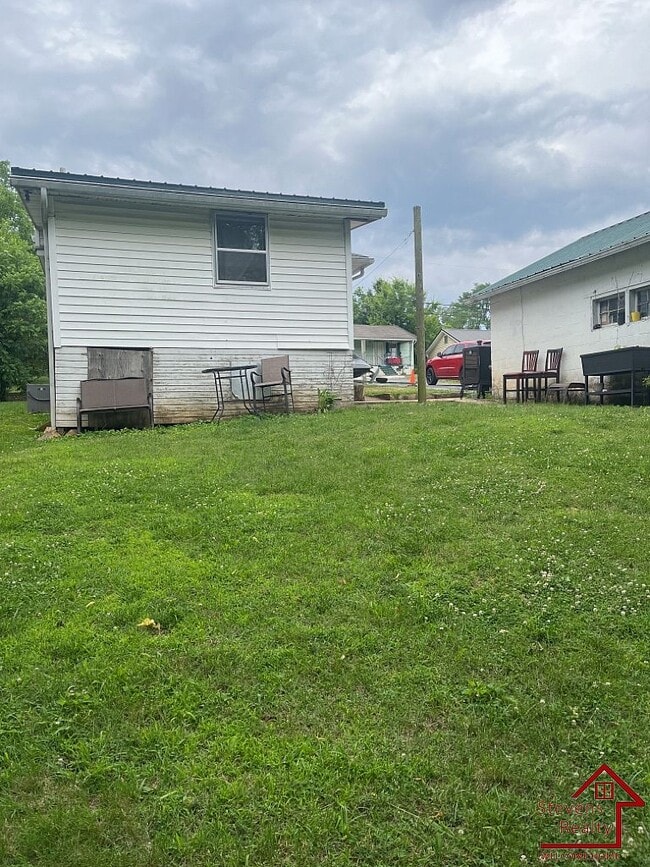 Building Photo - 317 Susong Dr
