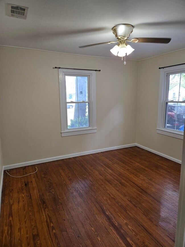 Foto del edificio - 1314 N Bronough St