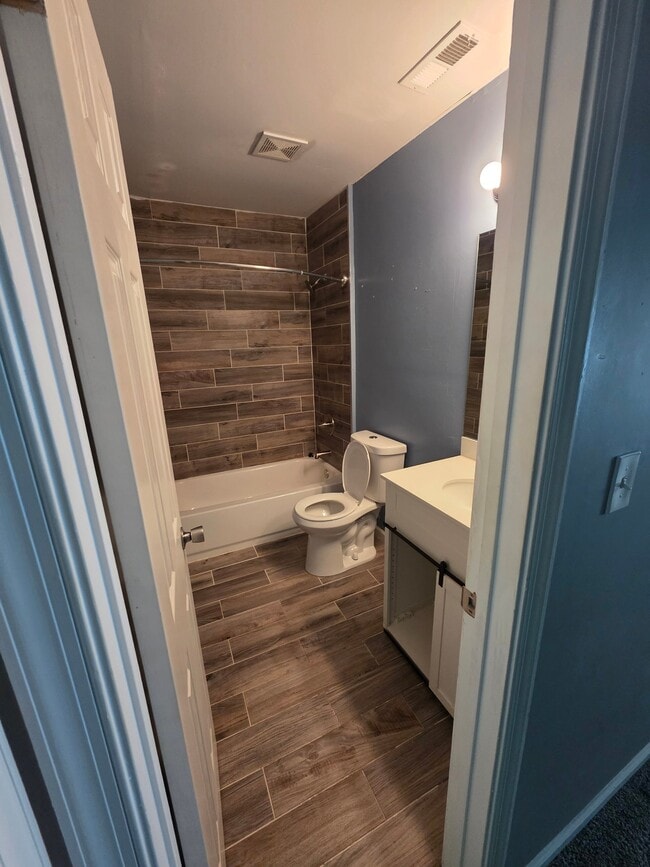 Photo - 4306 Thomas Ln Townhome