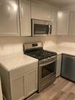 Foto del edificio - 5643 Rock Rd