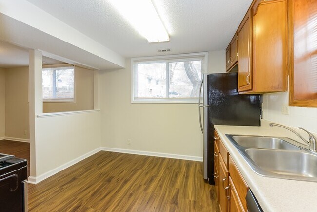Foto del edificio - Cozy 4 bedroom, 2 bath