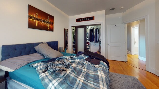 Photo - 735 E 3rd St Townhome