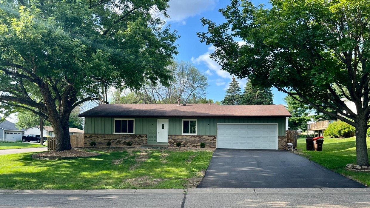 Primary Photo - 6649 Homestead Ave Ct S