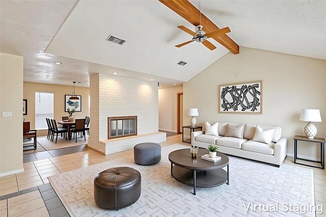Foto del edificio - 10815 Riderwood Dr