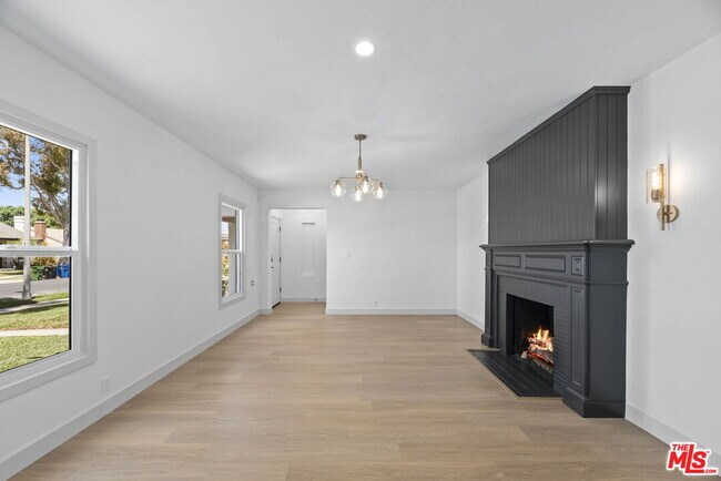 Building Photo - 3720 Olmsted Ave