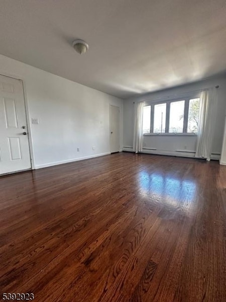 Building Photo - 410 W Munsell Ave