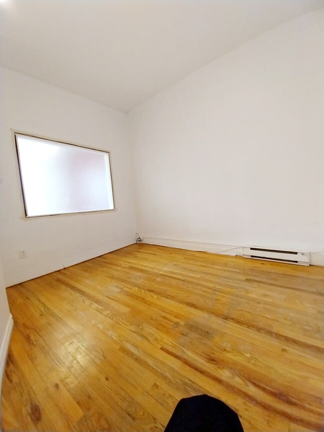 Photo du bâtiment - 601 Av. Bourbonnière