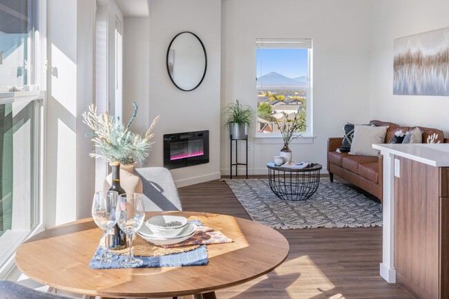 Building Photo - Spring Into Savings: $500 Rent Credit & $5...