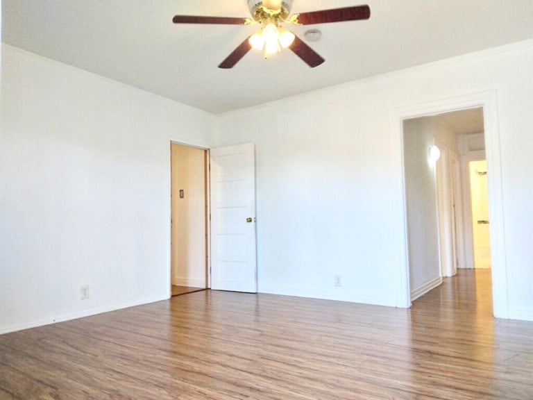 Photo - 1532 W 29th St