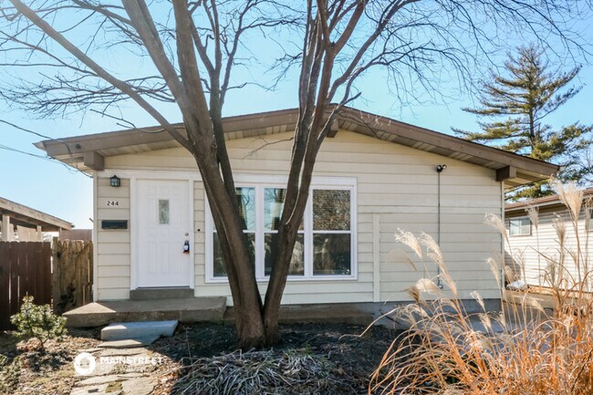 Building Photo - 244 Deane Ct
