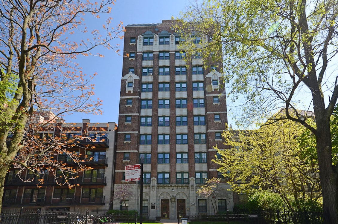 629 W. Deming Apartments 629 W Deming Pl Chicago, IL