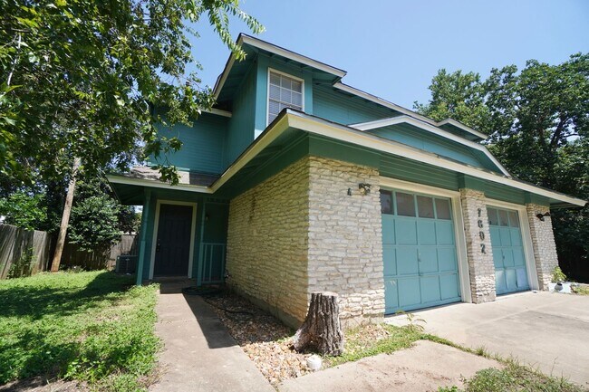 Building Photo - 7602 Woodstone Cove