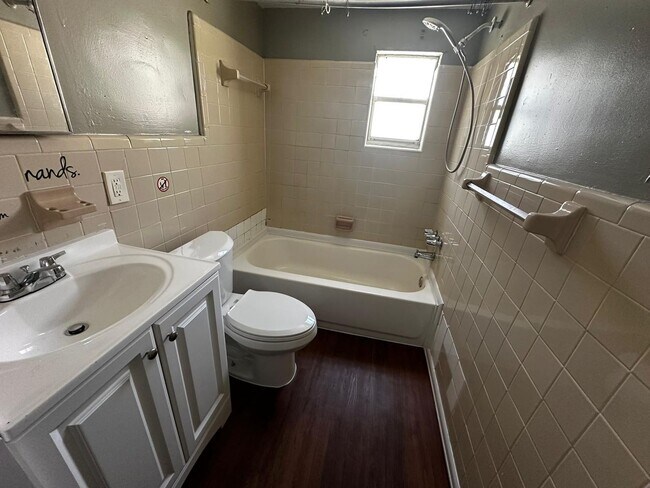 Building Photo - 2BR with Character