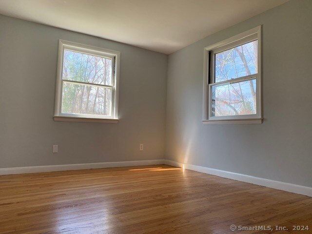 Foto del edificio - 312 W Cedar St