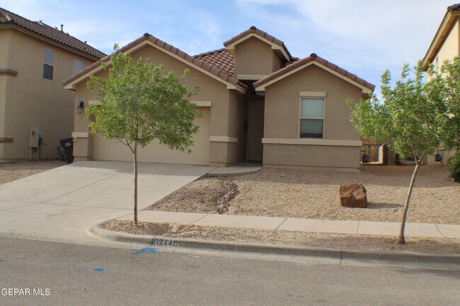 Foto del edificio - 12449 Chamberlain Dr