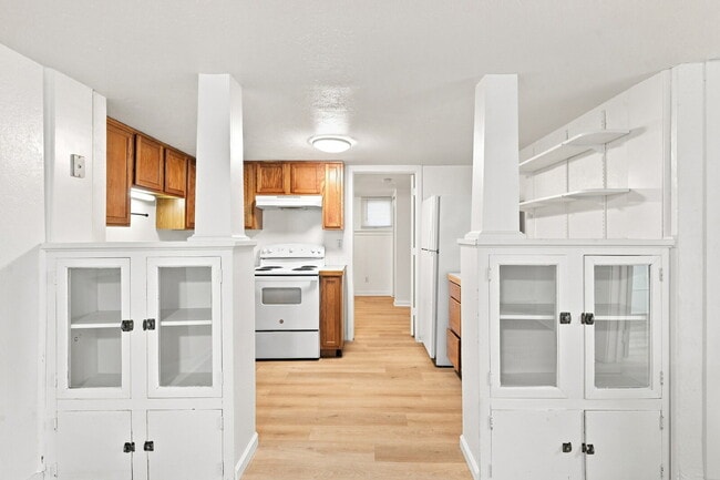 Building Photo - $1,595.95 with $300 Off The First Month's Rent, 2 Beds - 1 Bath, Duplex in Denver with Window A/C!