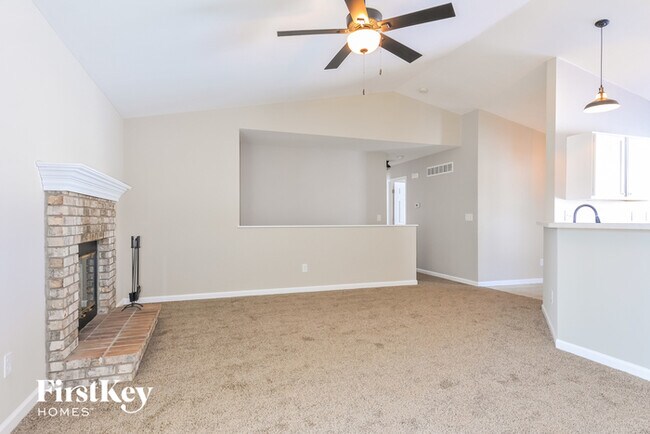 Building Photo - 1701 Fairview Farms Cir