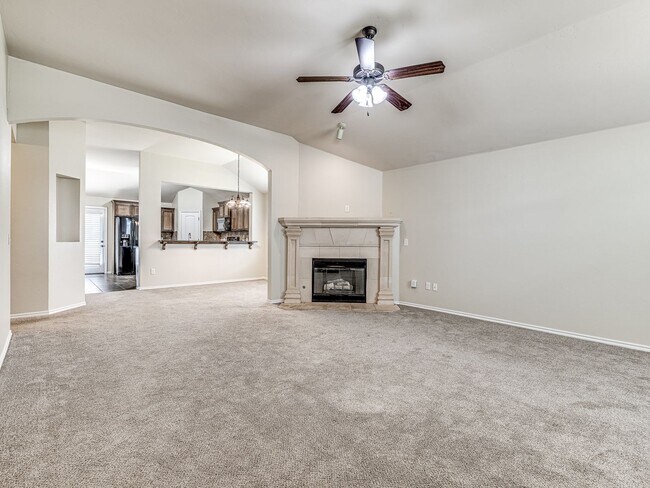 Foto del edificio - 3 Bedroom home in Deer Creek ISD - Montague/Sonador Addition - Community Pool