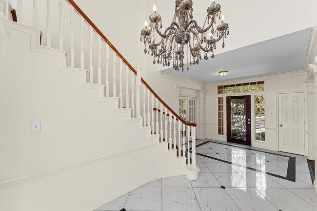 Building Photo - 1914 Rosebay Ct