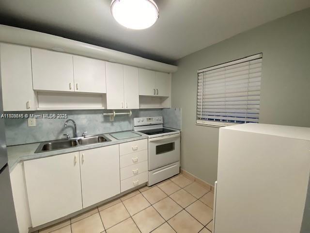 Foto del edificio - 1855 W 60th St