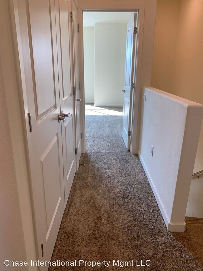 Building Photo - 5175 Ronald Stephen Cir