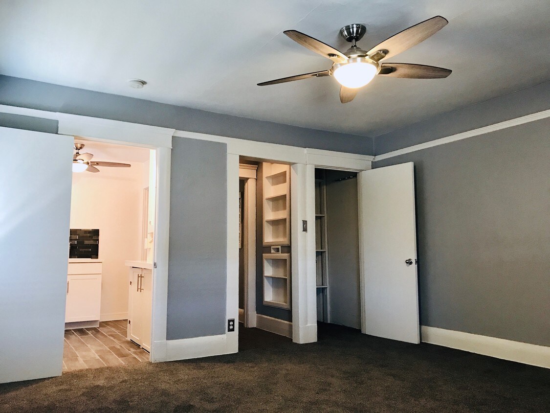Foto principal - 8993 Keith Ave