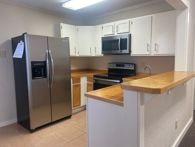 Foto del edificio - 2 BEDROOM