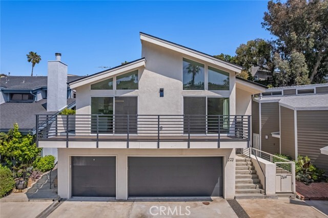 Foto principal - 224 Old Newport Blvd