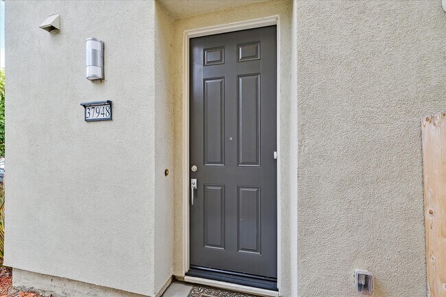 Foto del edificio - 37948 Spring Tide Rd