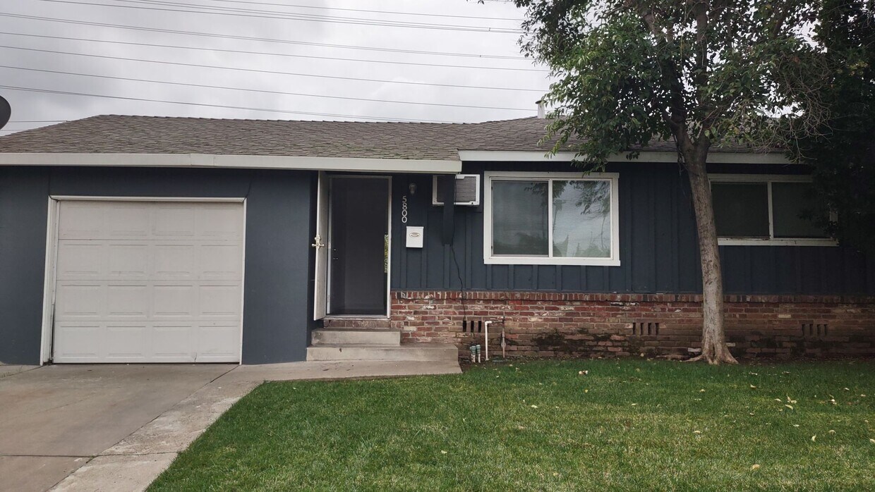 Photo - 5800 48th Ave - Sacramento 95823