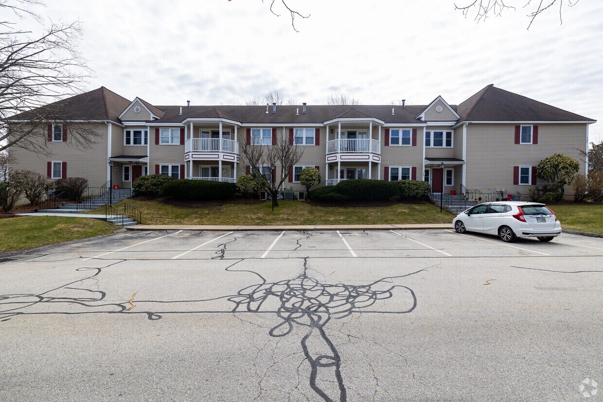 Laurette Sweeney Apartments Apartments in Manchester, NH