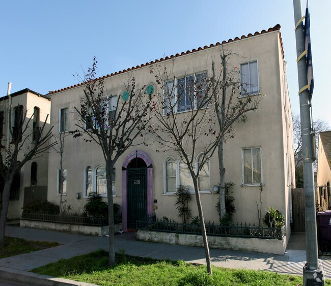 Foto del edificio - 608 W 6th Street