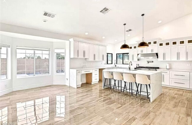 Foto del edificio - 3860 Quadrel St