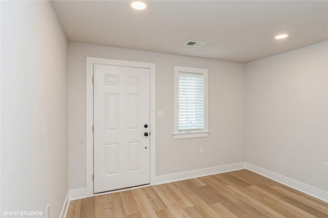 Foto del edificio - 403 Cranford Wy
