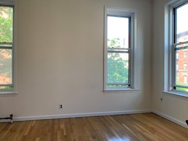 Building Photo - 1 bedroom in NEW YORK NY 10024