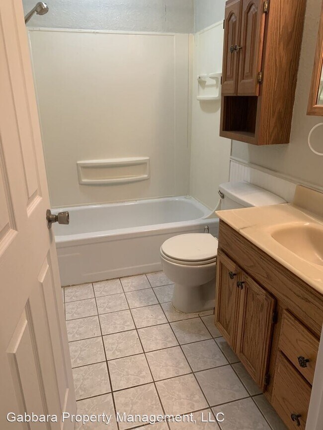 Foto del edificio - 3 br, 1 bath House - 19856 Electra