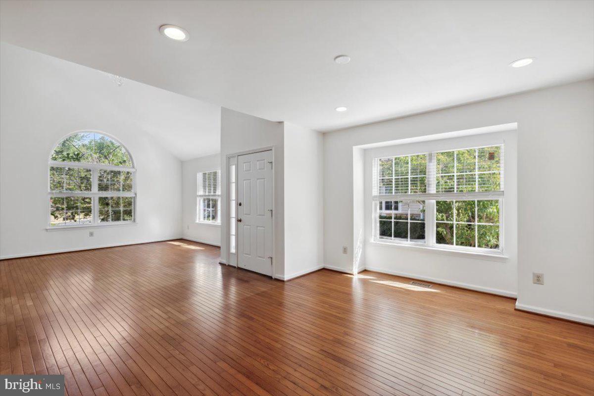 146 Canterbury Ln, Blue Bell, PA 19422 Townhome Rentals in Blue Bell