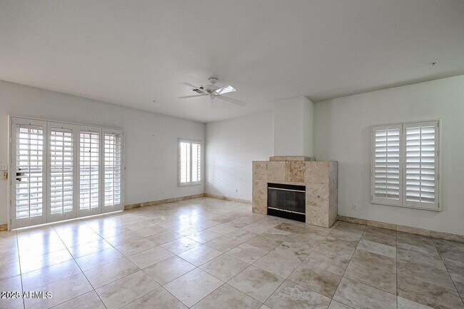 Foto del edificio - 11173 N 89th St