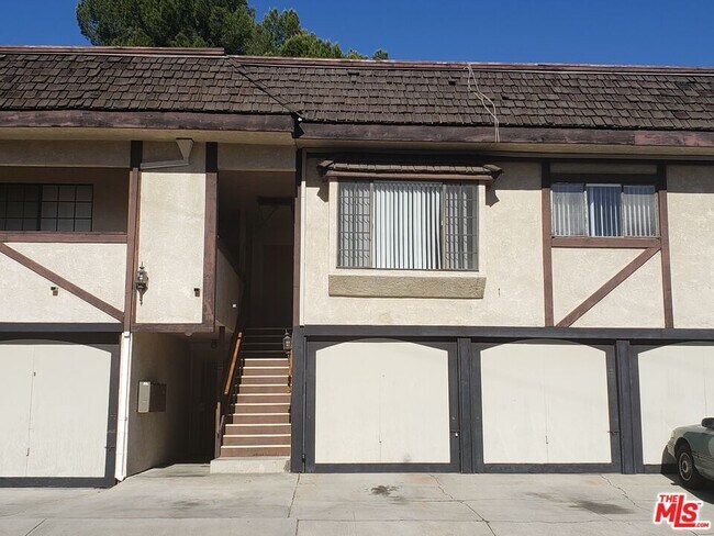 Foto del edificio - 5170 N Columbus Ave