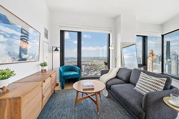 Foto del edificio - 3 bedroom in BROOKLYN NY 11217
