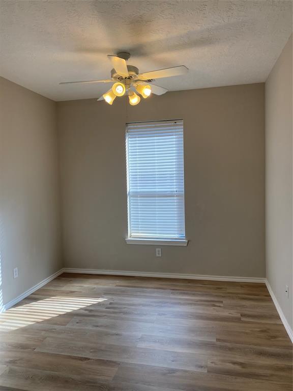 Building Photo - 24306 Yelverton Glen Dr