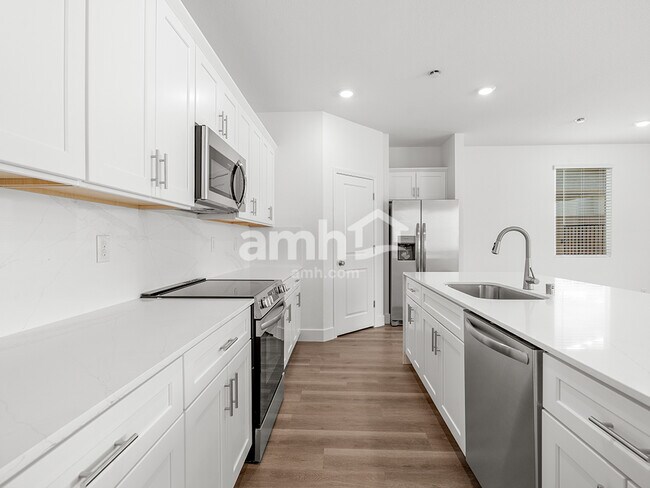 Building Photo - 5836 Fly Fisher St