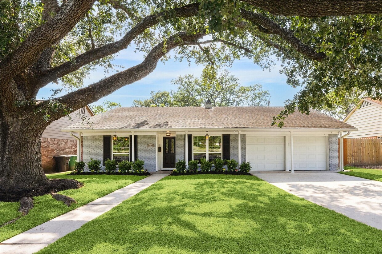Foto principal - 11102 Hillcroft St